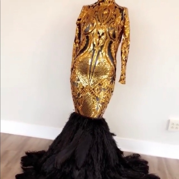 Prom Dress - Picture 2 of 5